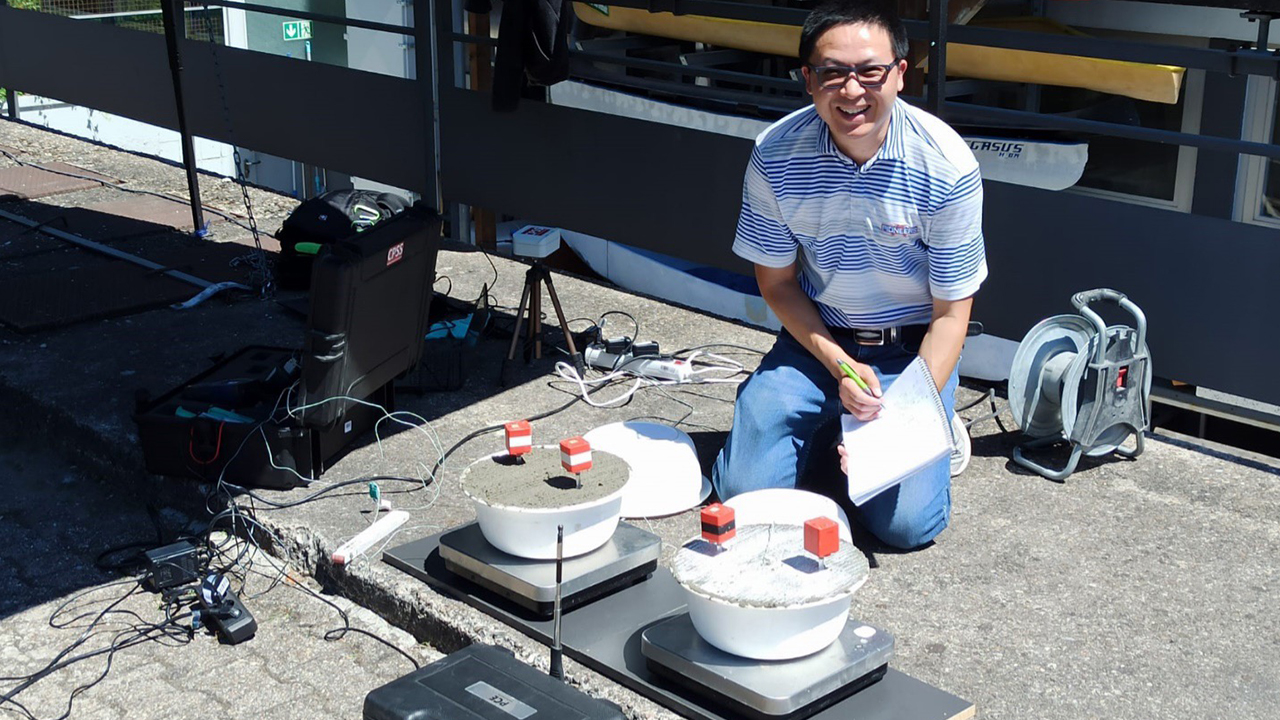 Dr. Danny Xiao conducts concrete testing at Hochschule Darmstadt University of Applied Sciences during his sabbatical in Germany. 