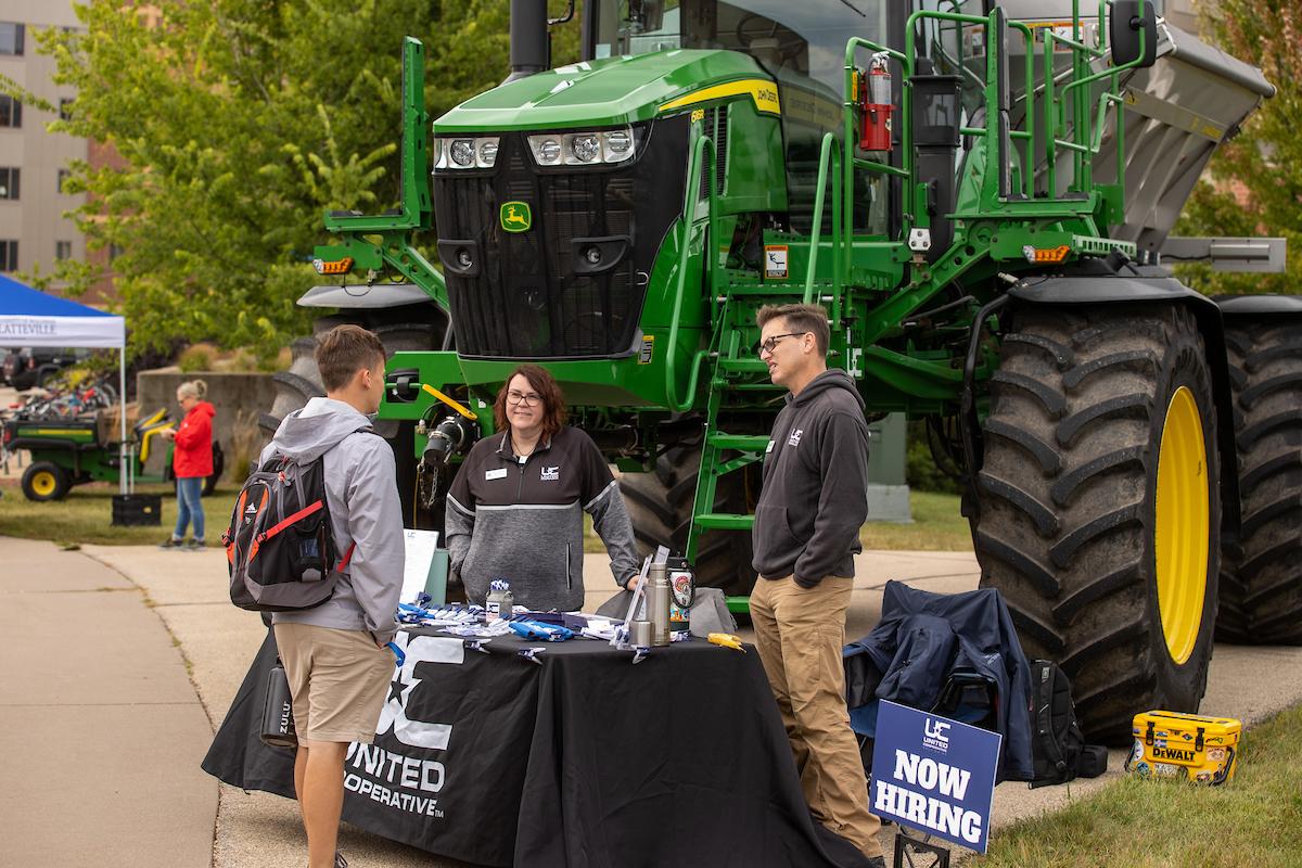 Access Inc, Fox Cities Community on Campus Day