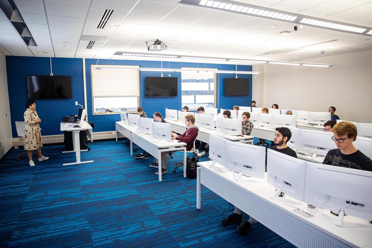 students in cybersecurity lab